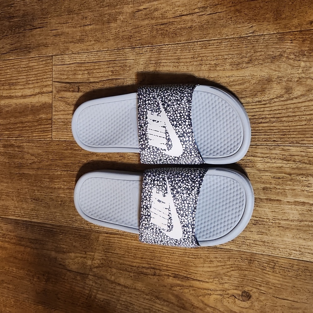 Men Nike Slides
